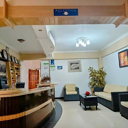 Meru Paramount Hotel Exterior foto