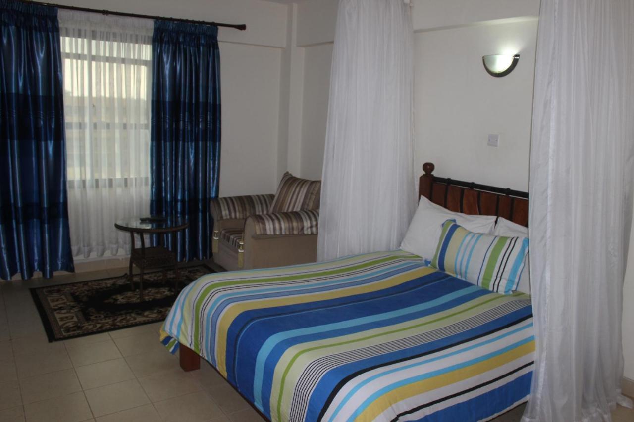 Meru Paramount Hotel Exterior foto