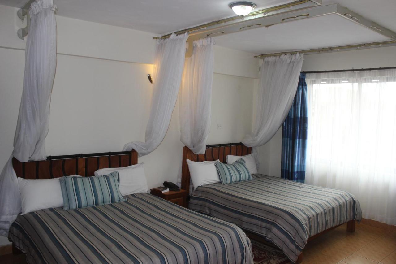 Meru Paramount Hotel Exterior foto
